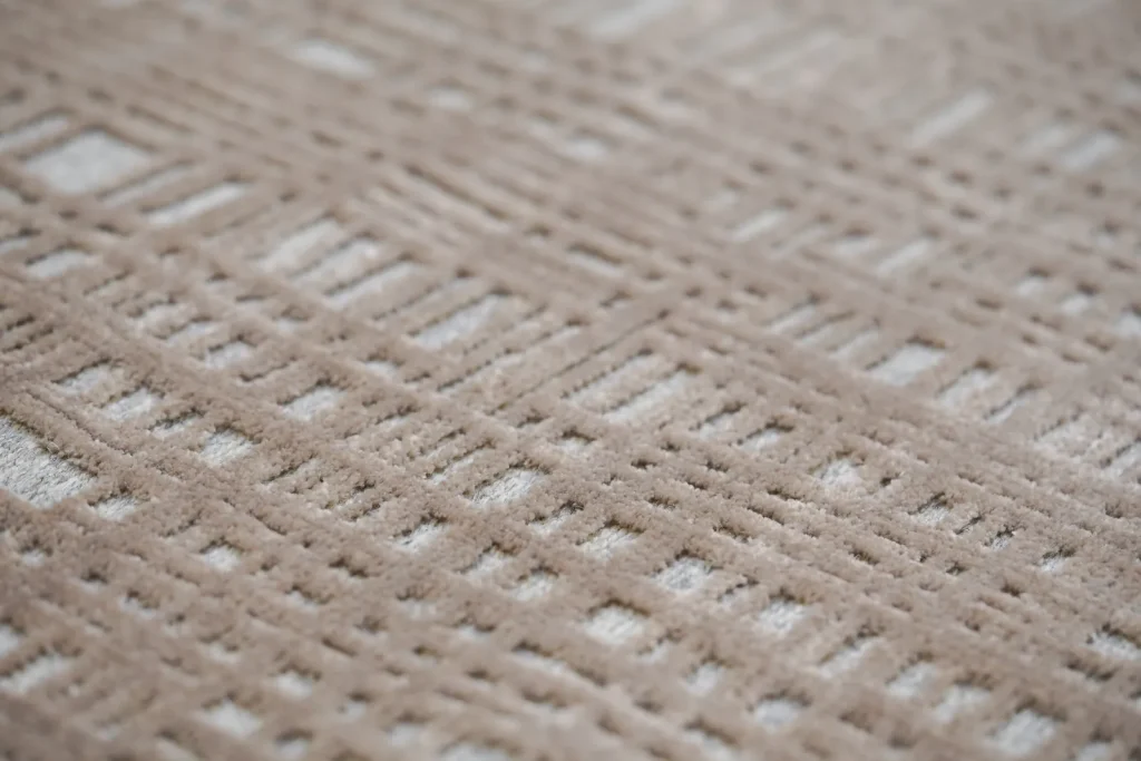 Sur-mesure — Bistre
